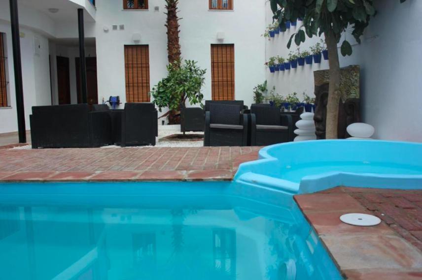 Casa Patio Las Palmeras Cordoba Con Piscina المظهر الخارجي الصورة